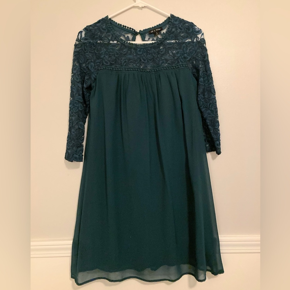 Romantic and Bohemian Lace Sheath Dress